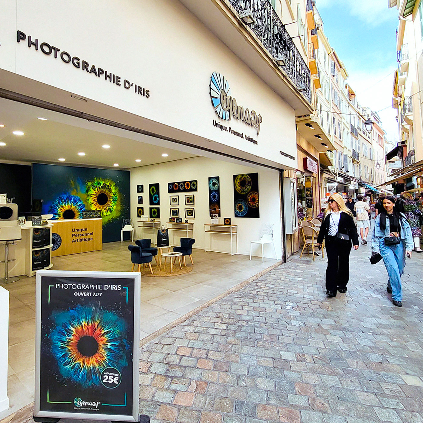 Facade of Eyemazy store in Cannes