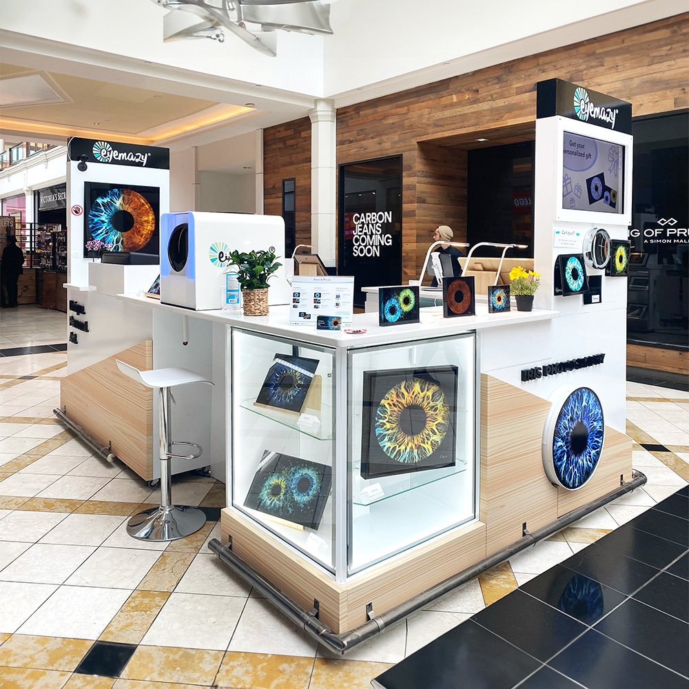 Eyemazy kiosk in King of Prussia Mall