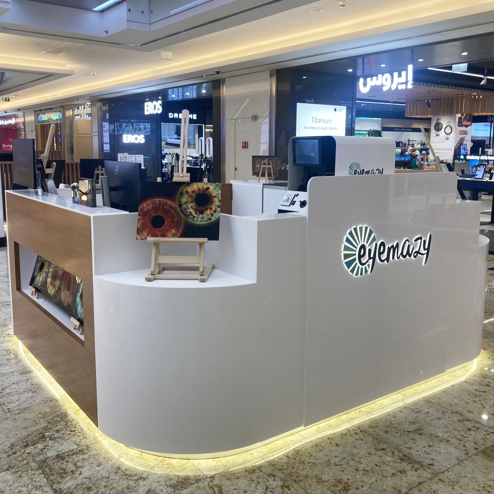 Eyemazy pocket shop in Dubai Hills Mall