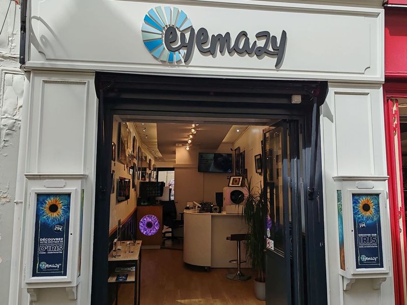 Facade of Eyemazy store in Montmartre, Paris