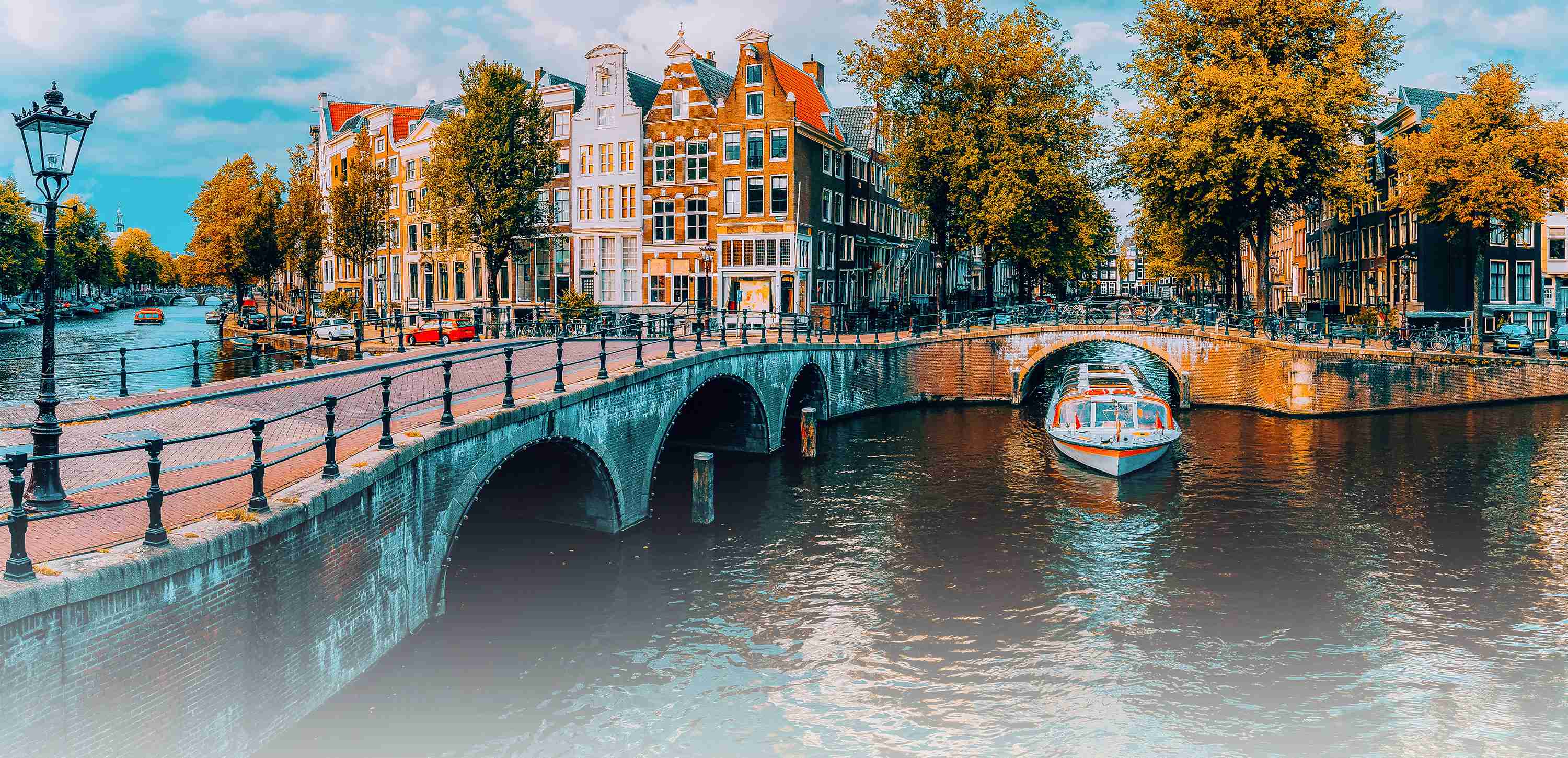 Famous canals and bridges in Amsterdam