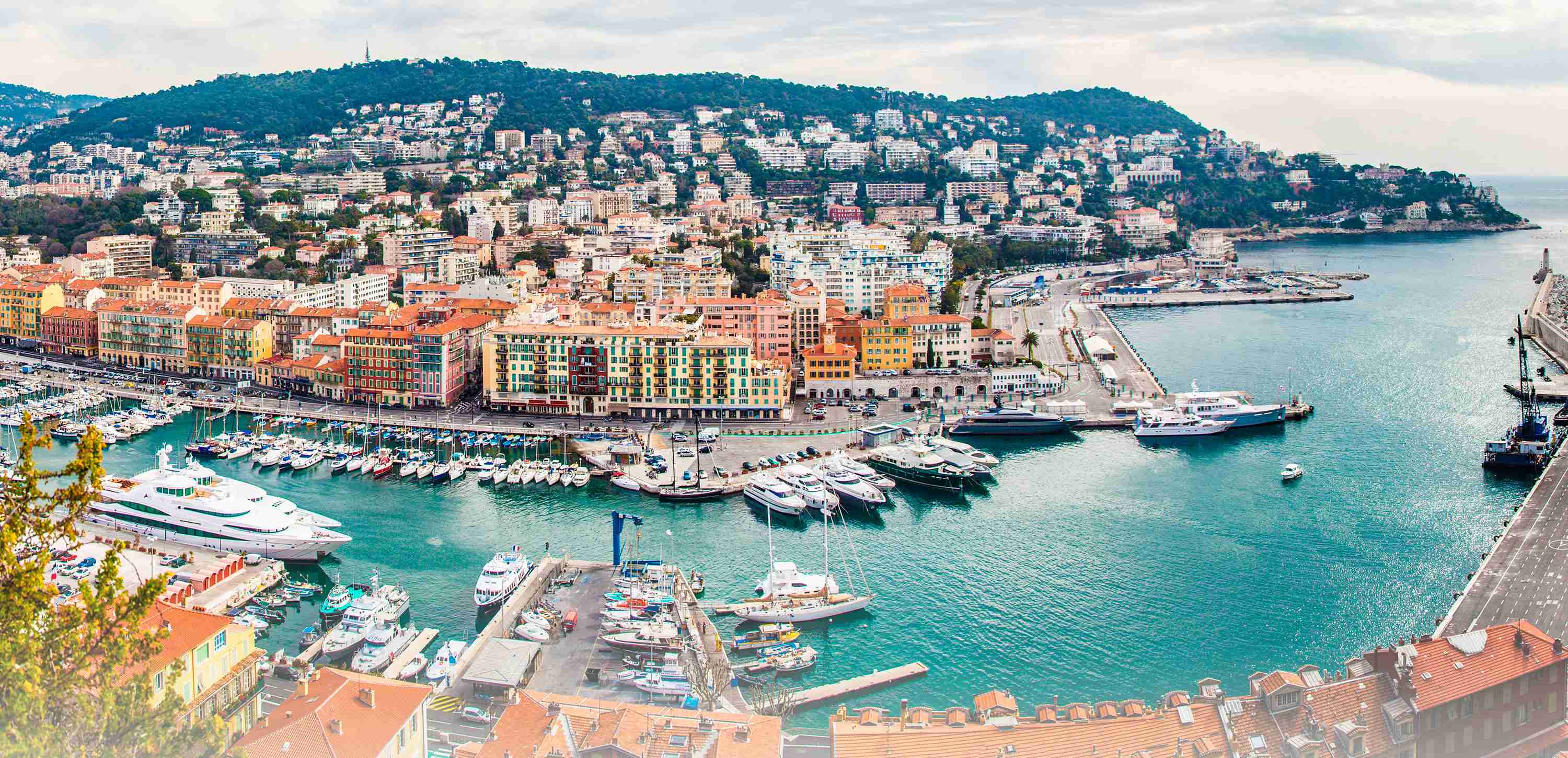 Panoramic aerial view of the city of Nice
